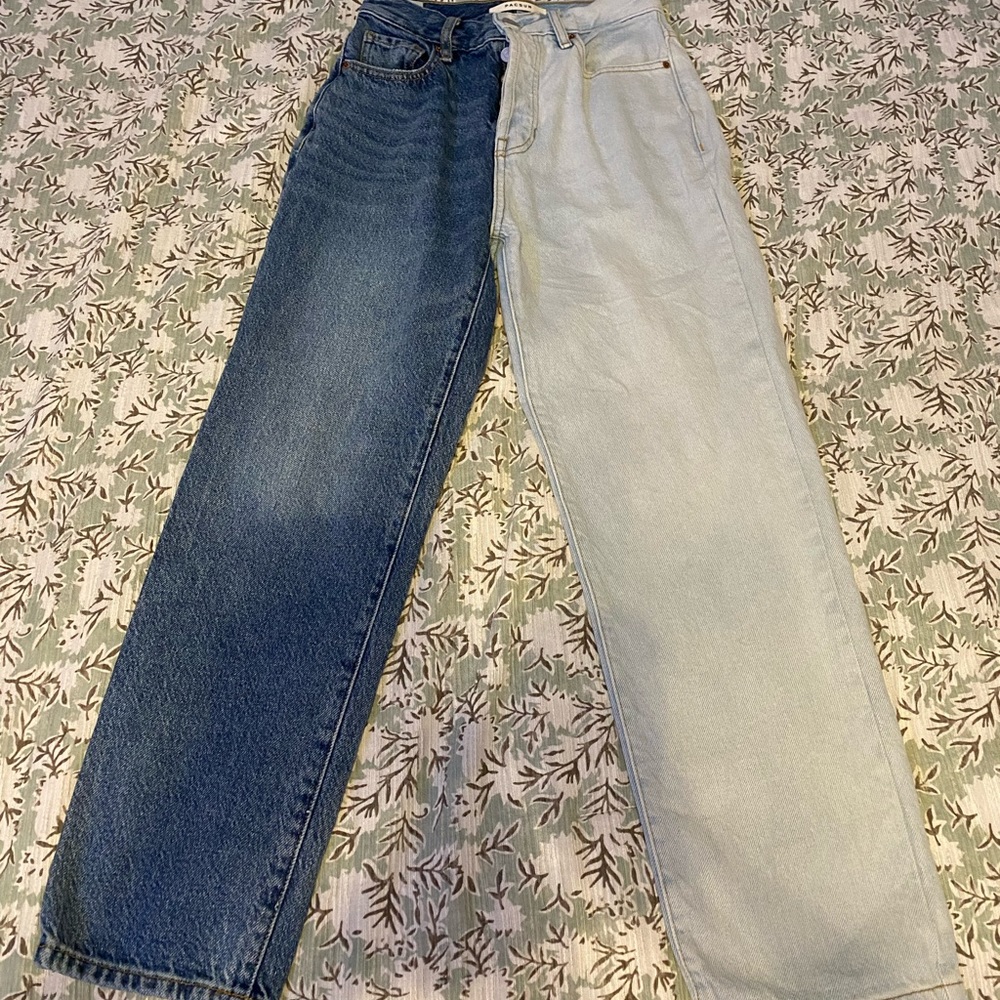 Packing two toned jeans